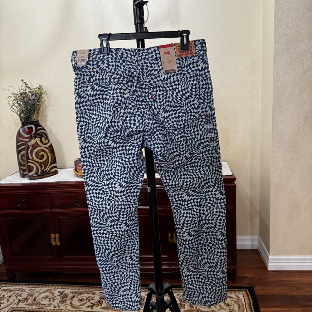 LEVIS -patterned jeans - Picture 3 of 4